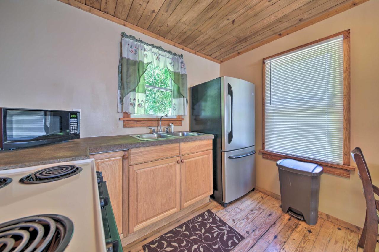 Pet-Friendly Cottage With Fire Pit - 3 Mi To Siu! Carbondale Zewnętrze zdjęcie
