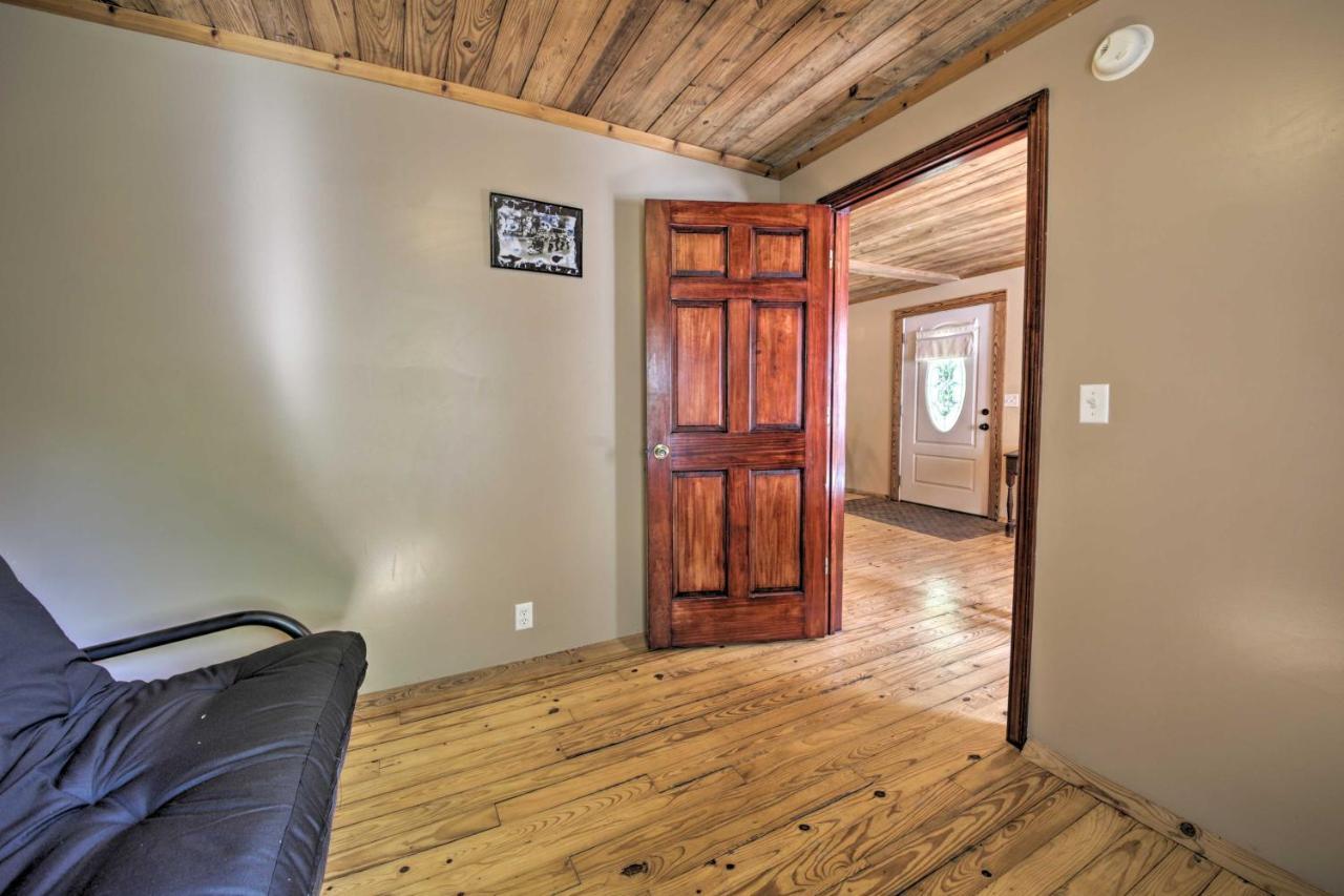 Pet-Friendly Cottage With Fire Pit - 3 Mi To Siu! Carbondale Zewnętrze zdjęcie